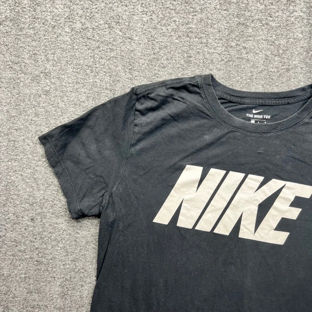 Nike Graphic T-Shirt Mens Large Black Short‎ Sleeve Big Logo Cotton Tee